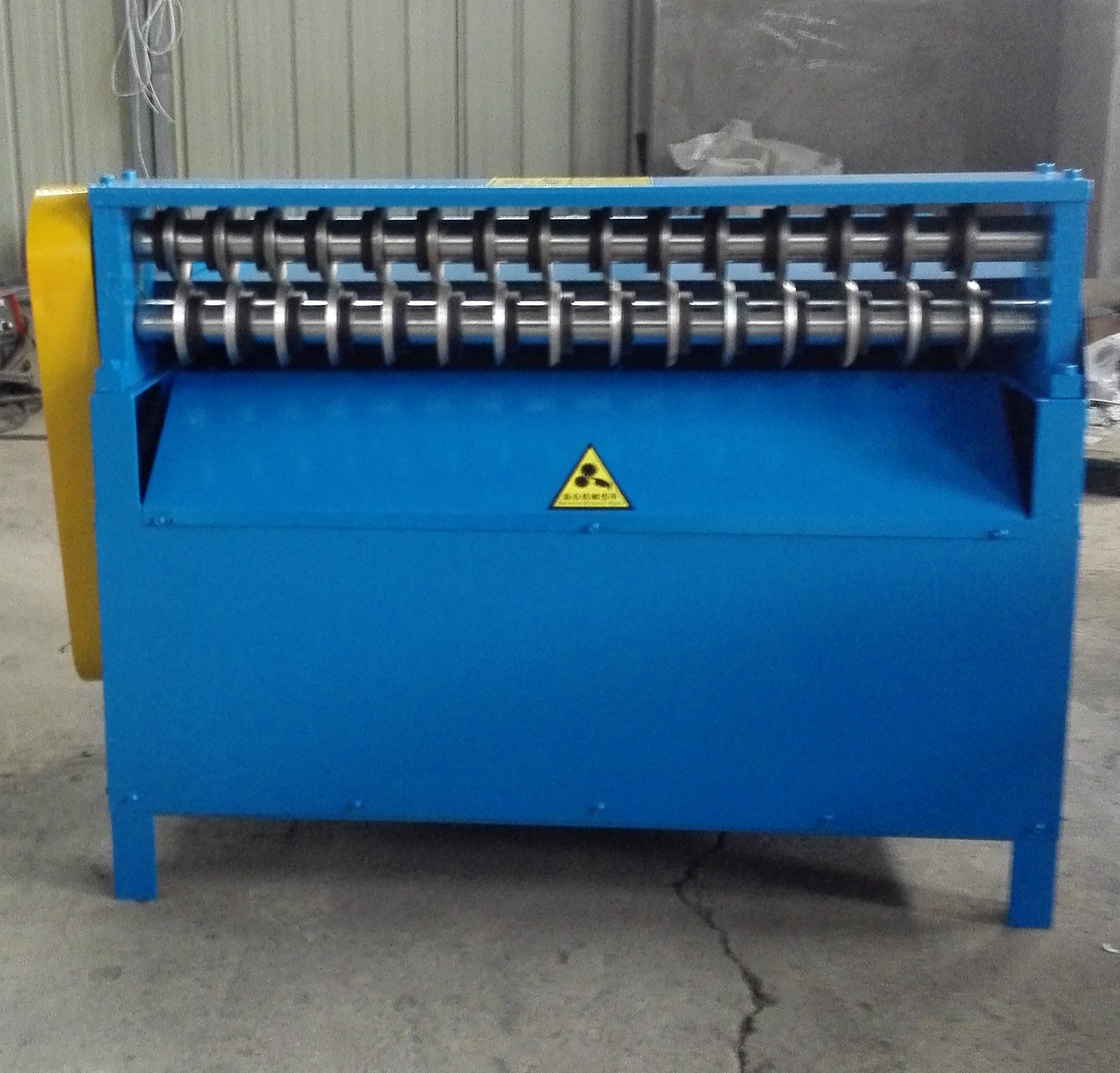 QTF-1000分條機(jī)，佳鑫潤1米膠片分切機(jī)